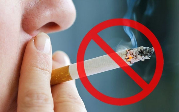 Bỏ thuốc lá sẽ giúp hạn chế được nguy cơ bị viêm phổi